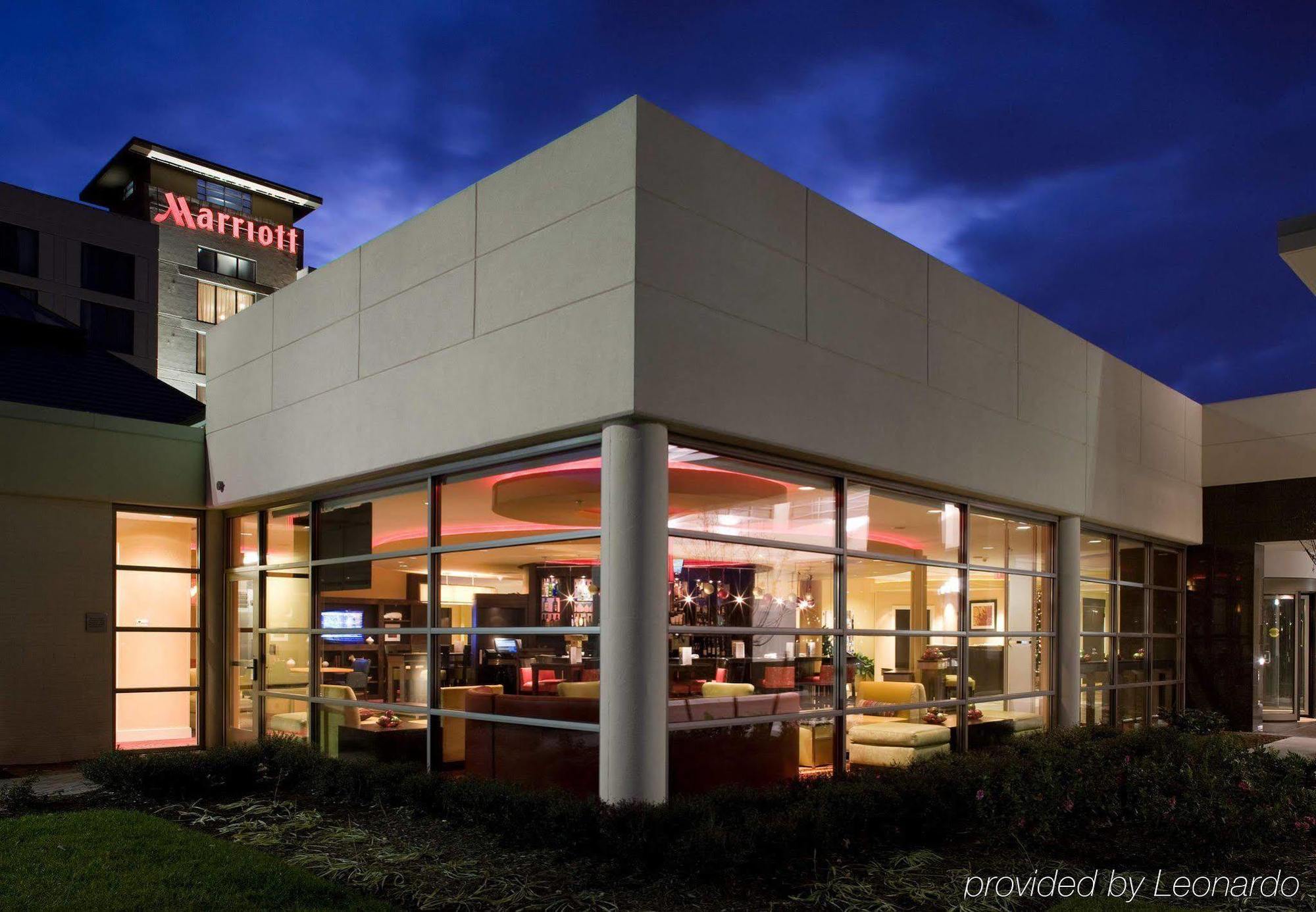 Holiday Inn Chesapeake Exterior foto
